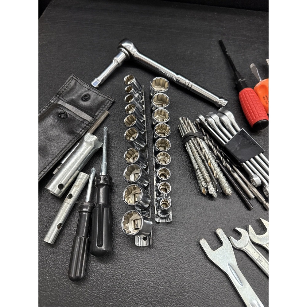 Used Tools. Mix Pieces - Picture 8 of 12
